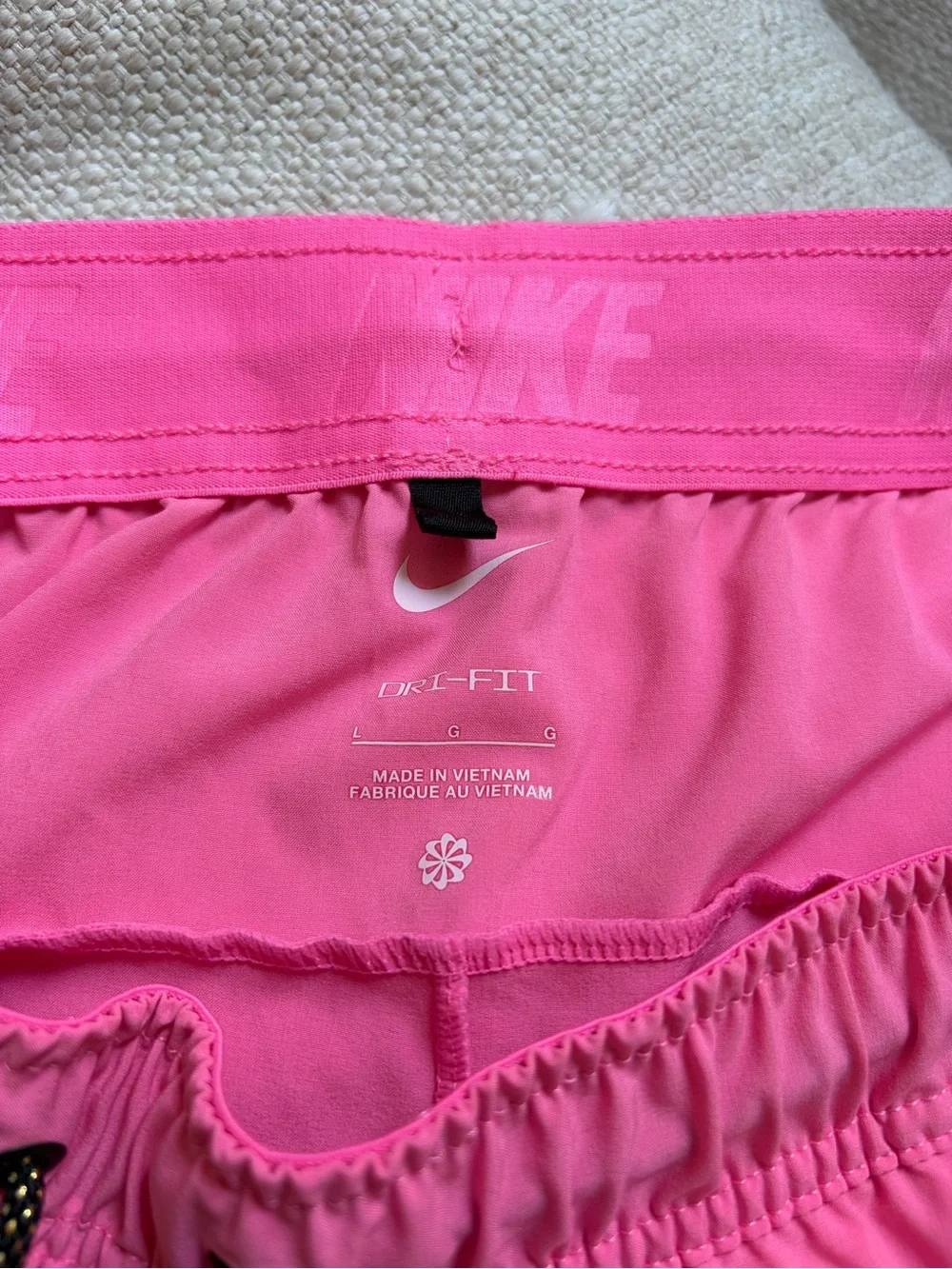 Nike Dri-FIT Men’s Pink Running / Training Shorts – Size Large